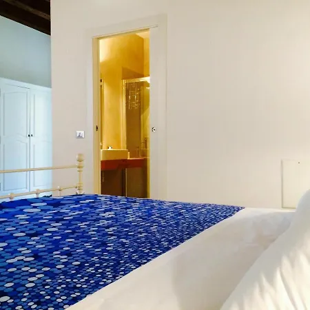 Moira بيت ضيافة *