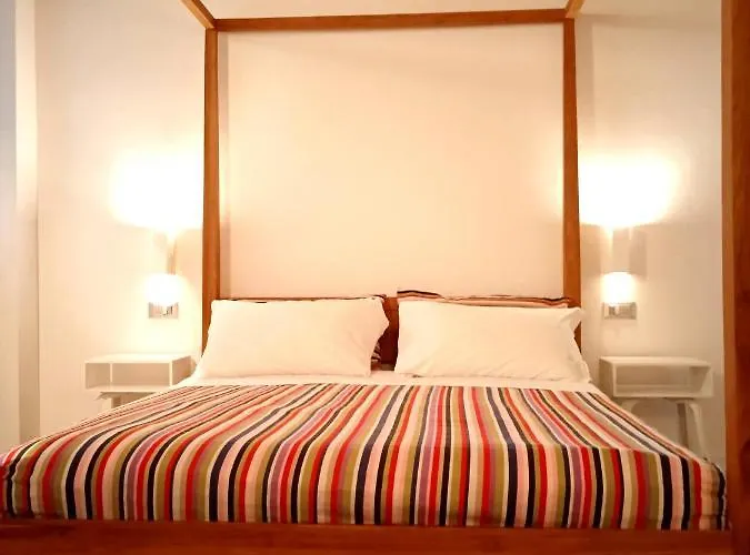 Moira Μπέργκαμο